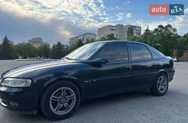 Лифтбек Opel Vectra 1996 в 