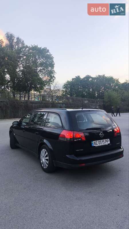 Універсал Opel Vectra 2004 в Дніпрі