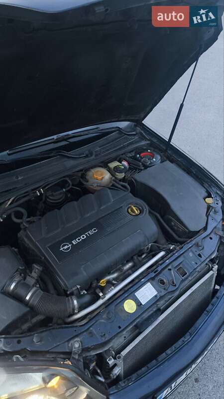 Універсал Opel Vectra 2004 в Дніпрі