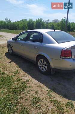 Седан Opel Vectra 2004 в 