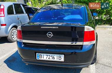 Седан Opel Vectra 2004 в 