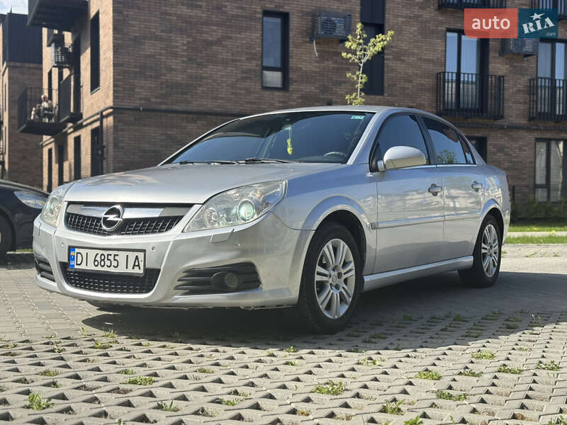 Седан Opel Vectra 2006 в 