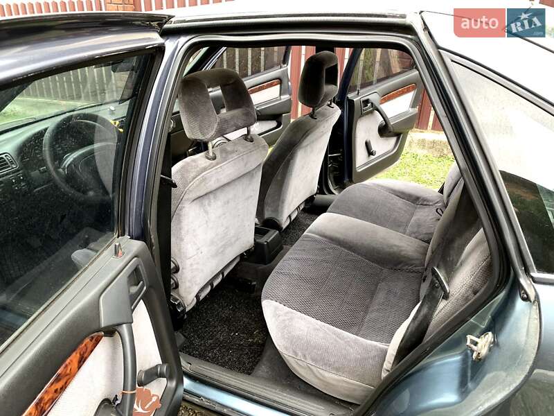 Седан Opel Vectra 1994 в Каменке-Бугской