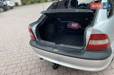 Лифтбек Opel Vectra 1997 в 