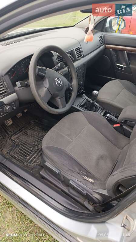 Седан Opel Vectra 2002 в Новомосковську