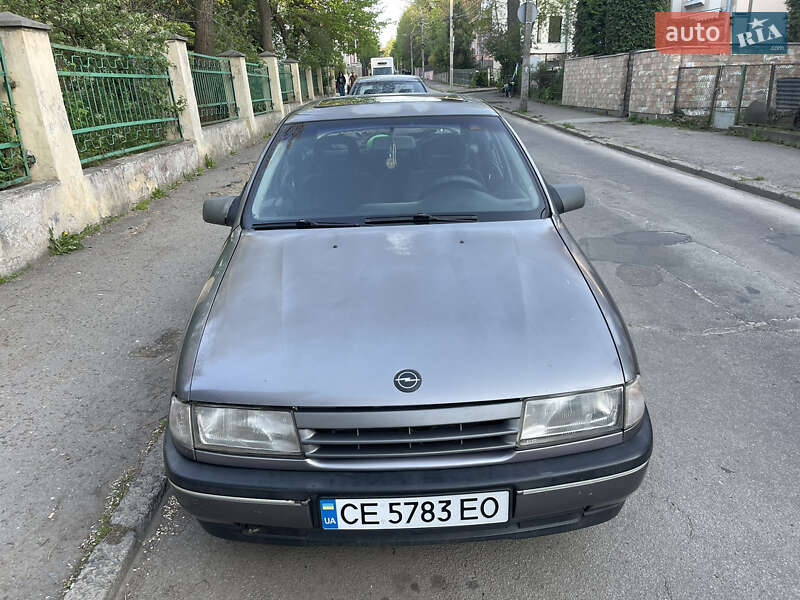 Седан Opel Vectra 1989 в 