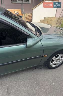 Лифтбек Opel Vectra 1999 в 