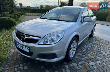 Седан Opel Vectra 2005 в 