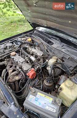 Седан Opel Vectra 1989 в 