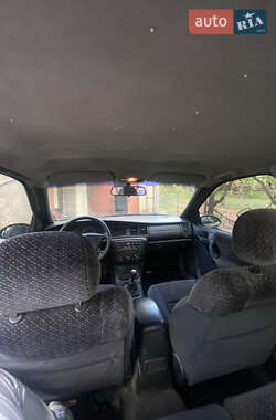 Седан Opel Vectra 1996 в 