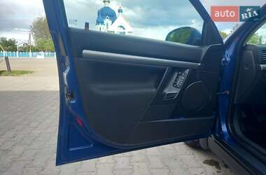 Седан Opel Vectra 2002 в 