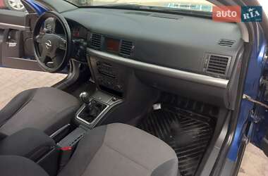 Седан Opel Vectra 2002 в 