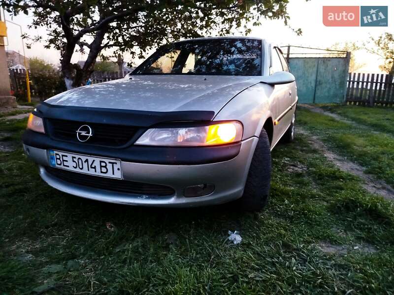 Седан Opel Vectra 1996 в 