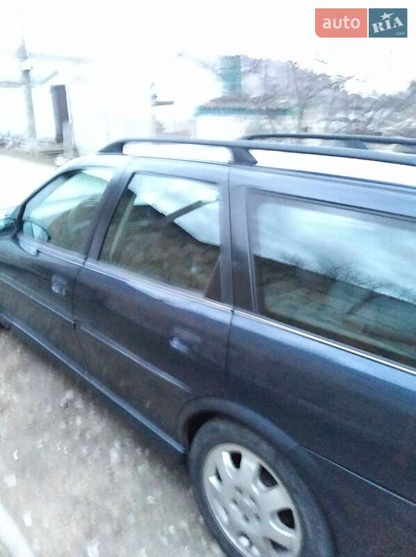 Универсал Opel Vectra 2001 в Херсоне