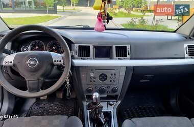 Лифтбек Opel Vectra 2003 в 
