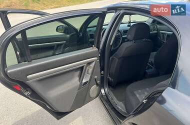 Седан Opel Vectra 2005 в 