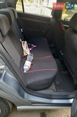 Седан Opel Vectra 2005 в 