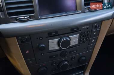 Седан Opel Vectra 2006 в 