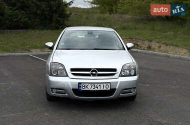 Седан Opel Vectra 2004 в 