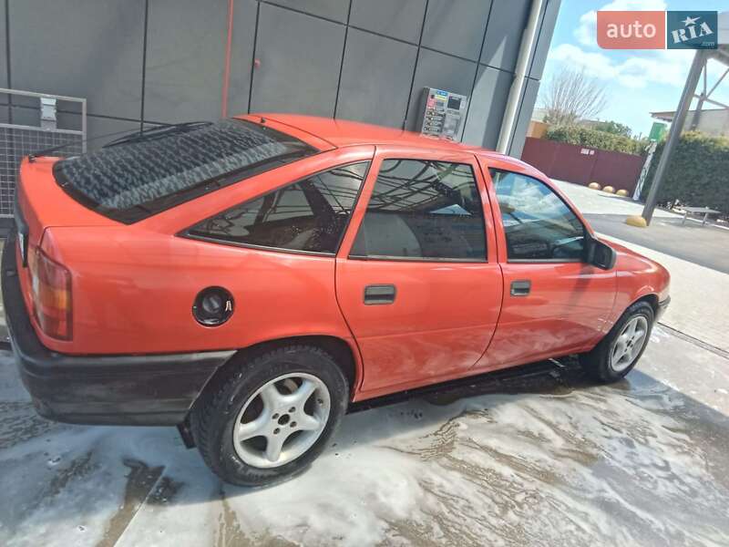 Ліфтбек Opel Vectra 1991 в 