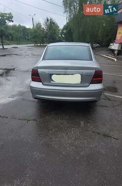 Седан Opel Vectra 2000 в 