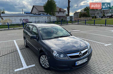 Универсал Opel Vectra 2008 в Нововолынске