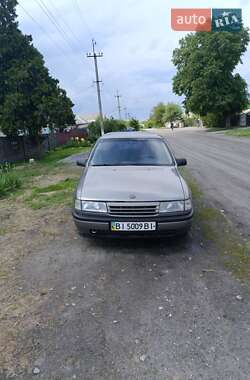 Седан Opel Vectra 1992 в Градизьку