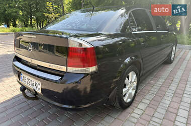 Седан Opel Vectra 2005 в 
