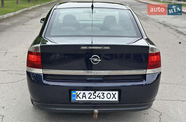 Седан Opel Vectra 2004 в 