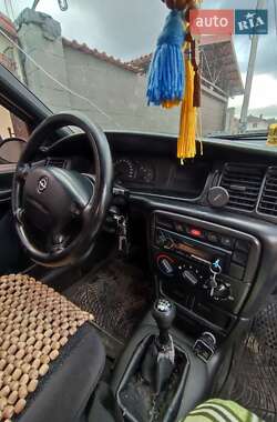 Седан Opel Vectra 1997 в 