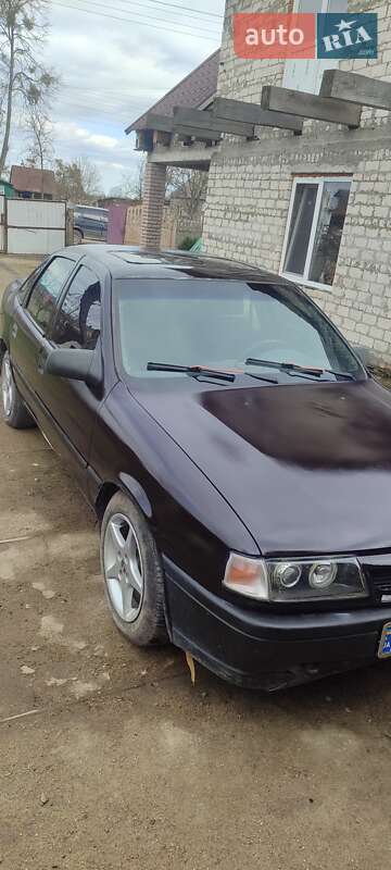 Седан Opel Vectra 1993 в Коростене