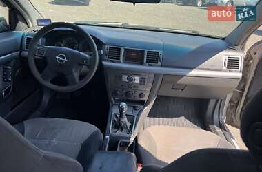 Седан Opel Vectra 2005 в 