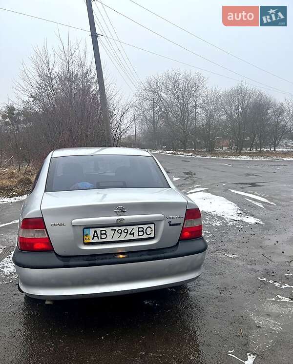 Седан Opel Vectra 1997 в 