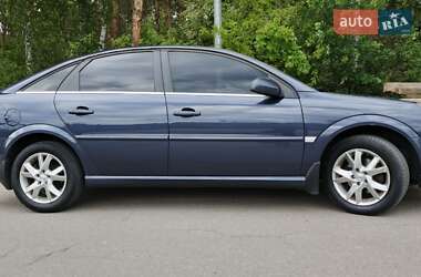 Ліфтбек Opel Vectra 2008 в 