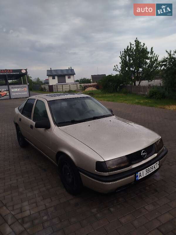 Лифтбек Opel Vectra 1989 в 