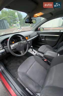 Седан Opel Vectra 2006 в 