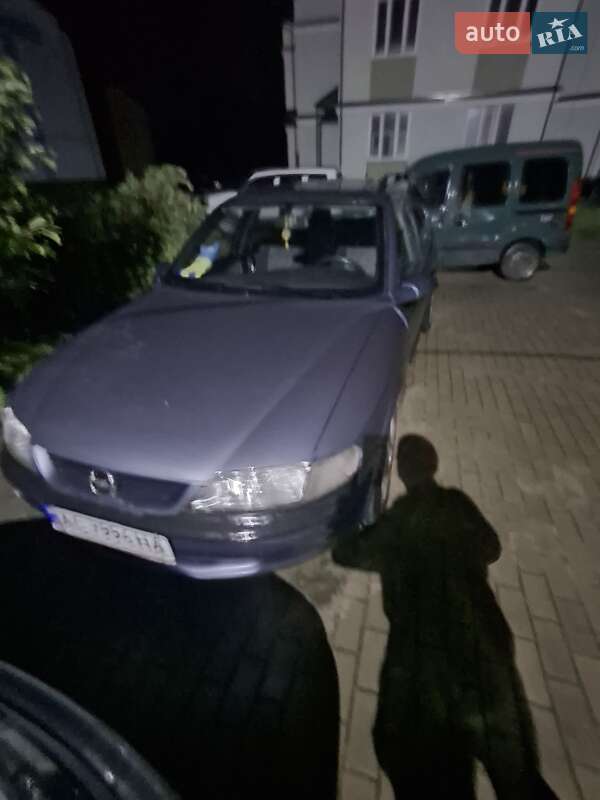 Седан Opel Vectra 1998 в 