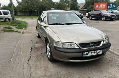 Седан Opel Vectra 1996 в 