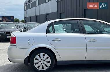 Седан Opel Vectra 2004 в 