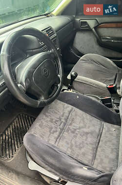 Седан Opel Vectra 1994 в 