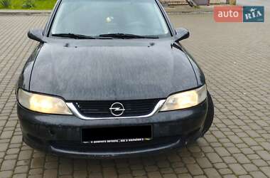 Ліфтбек Opel Vectra 2000 в Городку