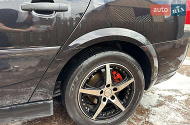 Седан Opel Vectra 2003 в 