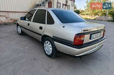 Седан Opel Vectra 1993 в 