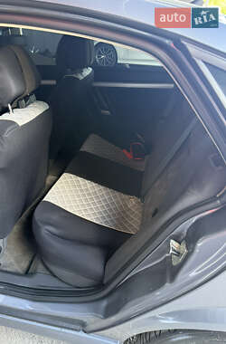 Лифтбек Opel Vectra 2003 в 