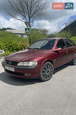 Лифтбек Opel Vectra 1997 в 