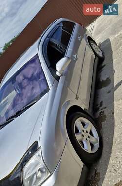 Универсал Opel Vectra 2004 в 