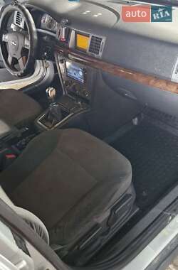Универсал Opel Vectra 2004 в 