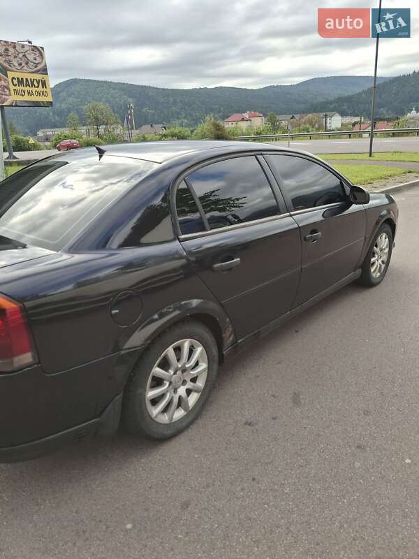 Седан Opel Vectra 2006 в Сколе