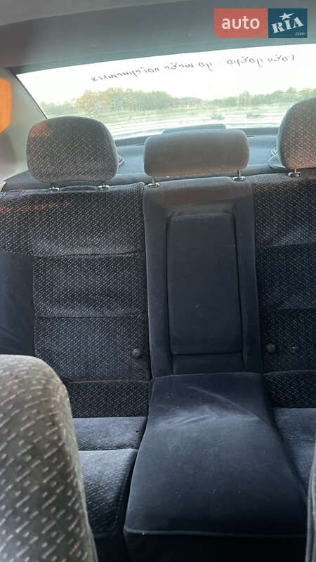 Седан Opel Vectra 1996 в Александровке