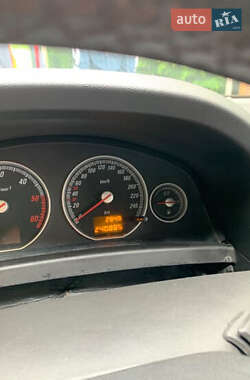 Седан Opel Vectra 2004 в 